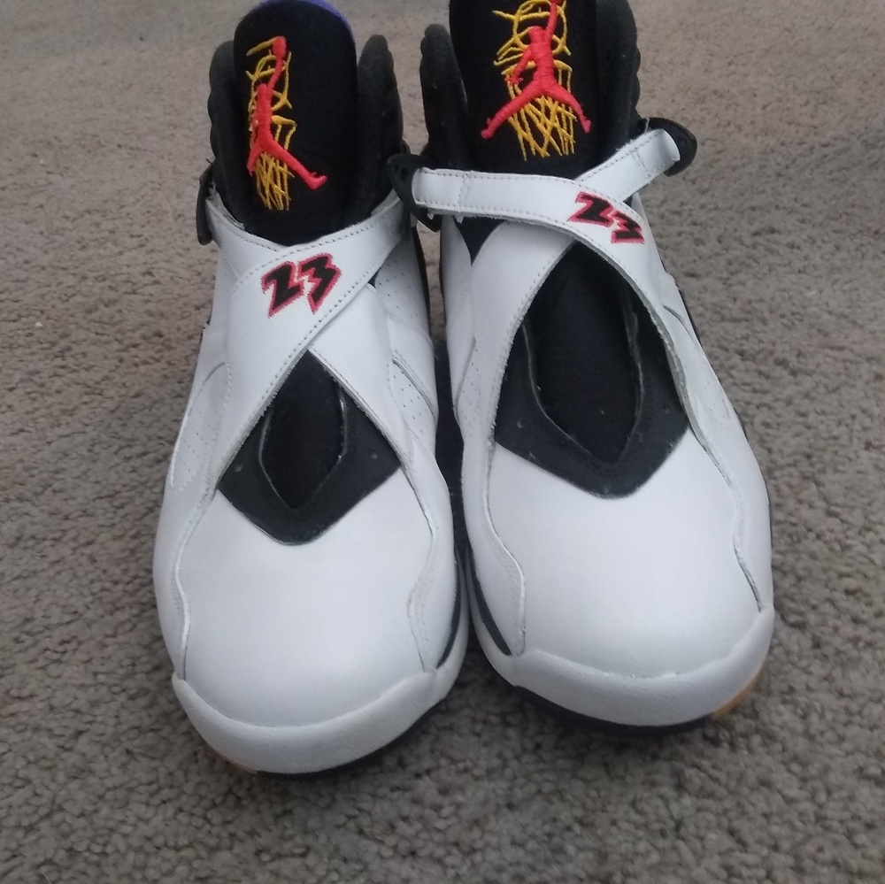 Jordan 8s - Picture 7 of 7
